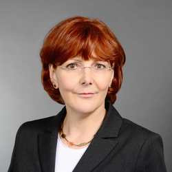 Abbildung der Präsidentin des Amtsgerichts Düsseldorf Frau Glatz-Büscher